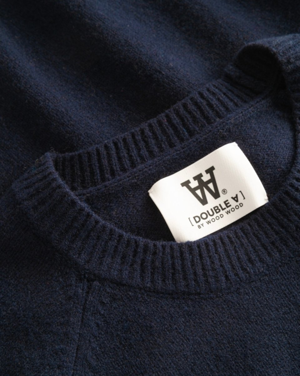 Asta lambswool jumper - Navy - Munk Store