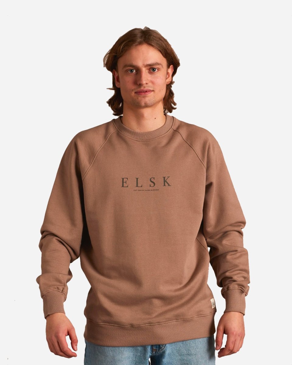 ELSK PURE TVÆRS MEN'S CREWNECK - TAUPE BROWN - Munk Store