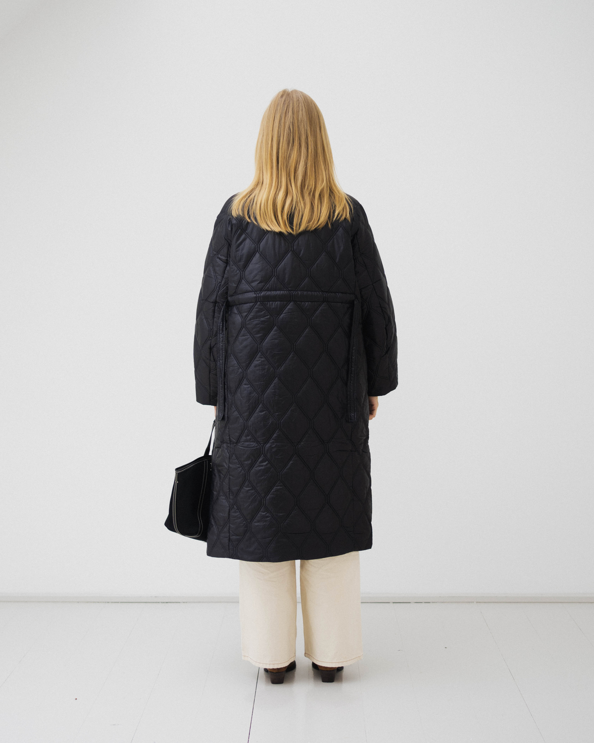 Shiny Quilt Long Coat - Black