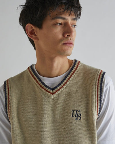 Karl Club Vest - Light Sand - Munk Store