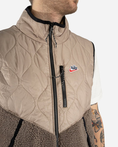 M NSW HE VEST INSL WINTER - Mystic Stone/Olive - Munk Store