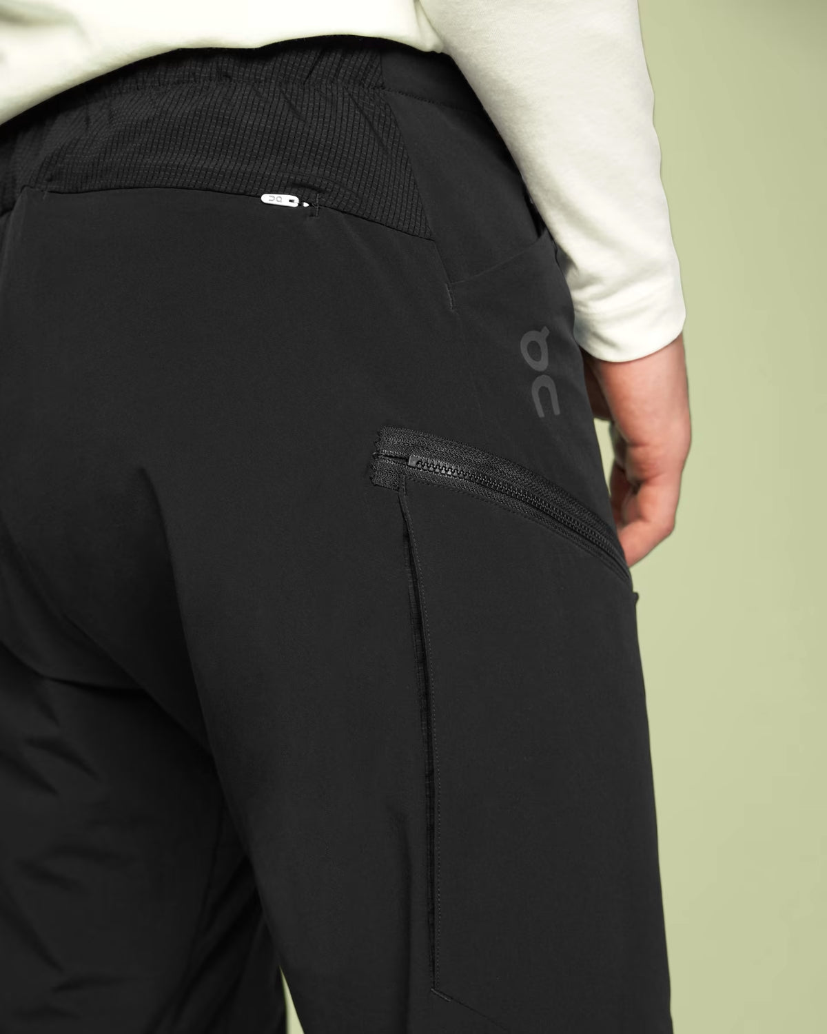 Trek Pants - Black