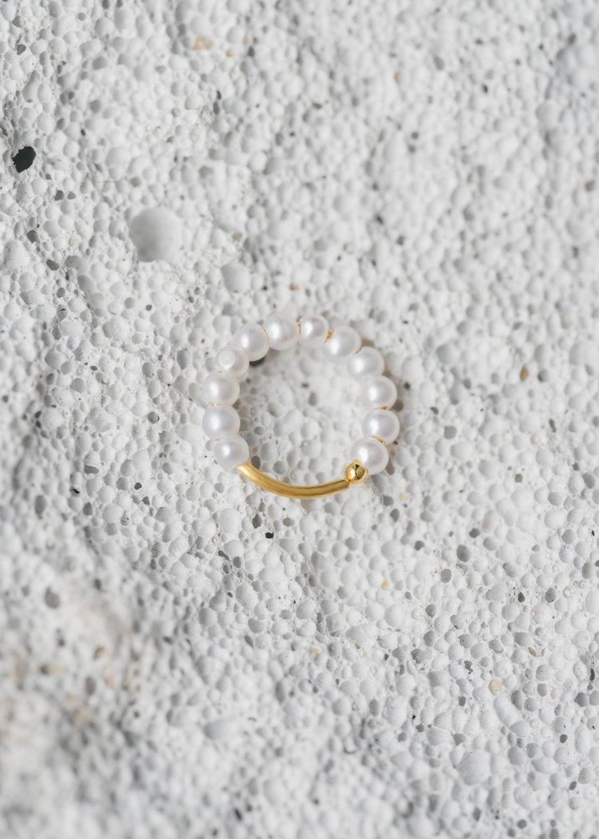 Row Pearl Twist Earring - Guld - Munk Store