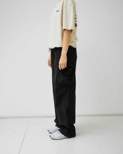 Cropper Cargo Pants - Black